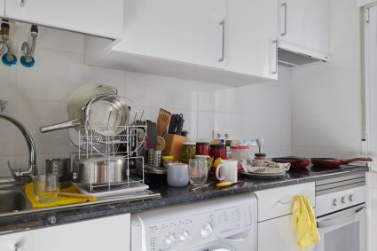 16 Things People With Always-Clean Homes Never Do