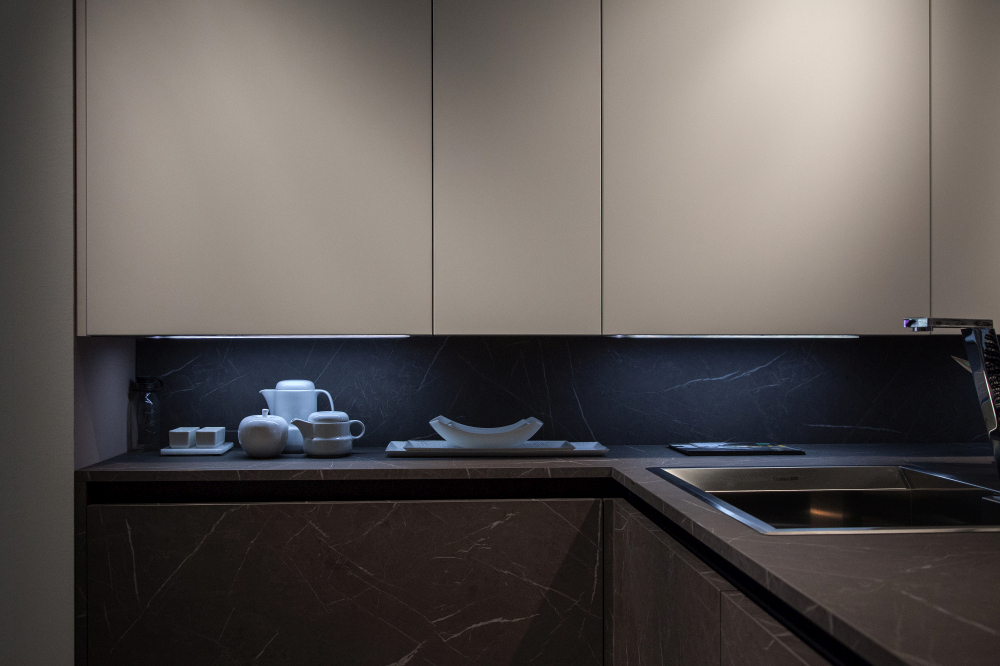 Hidden Function Seamless Form Kitchen Design